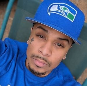 Meet your Posher, Deanthony j